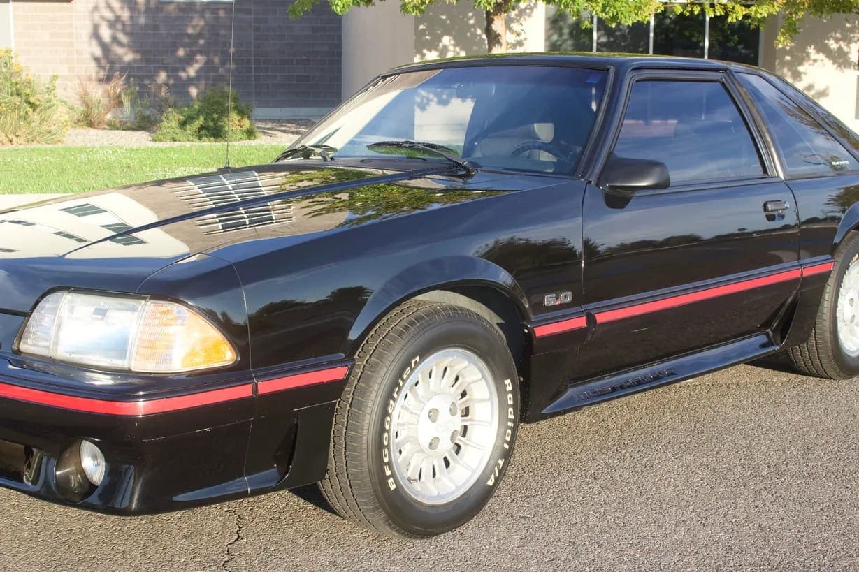 1989 Ford Mustang GT 5.0 Hatchback, view