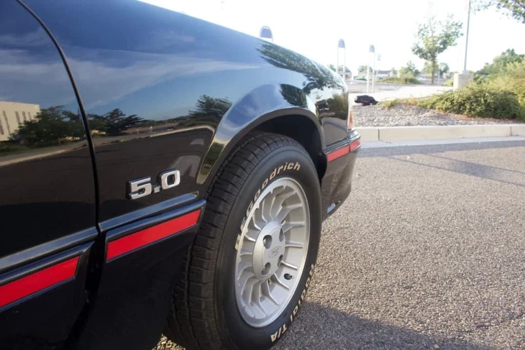 1989 Ford Mustang GT 5.0 Hatchback, view