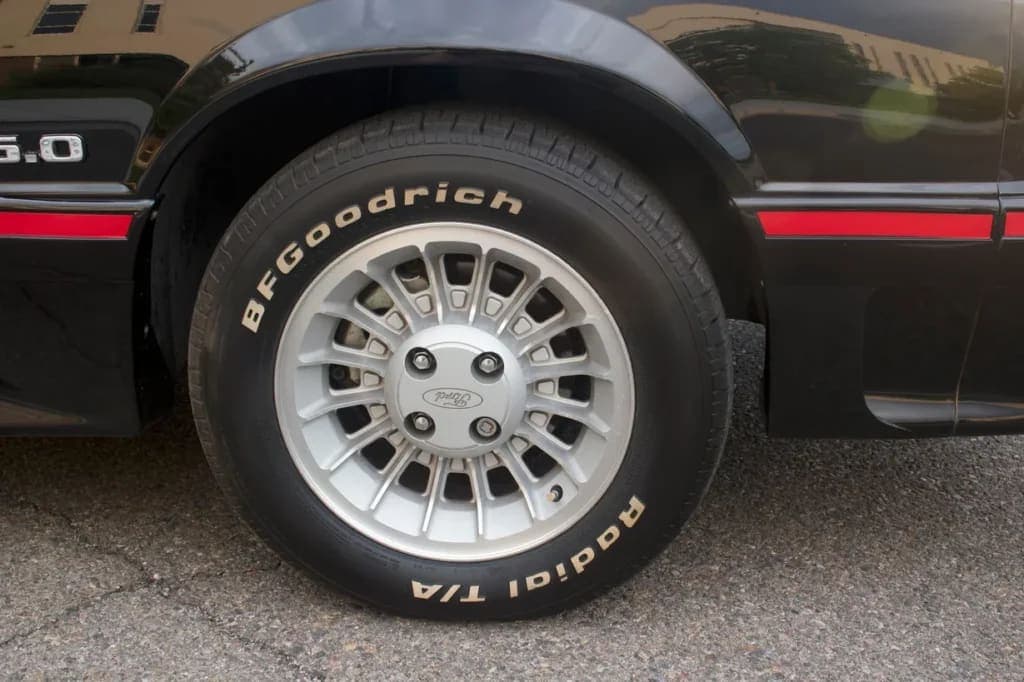 1989 Ford Mustang GT 5.0 Hatchback, view
