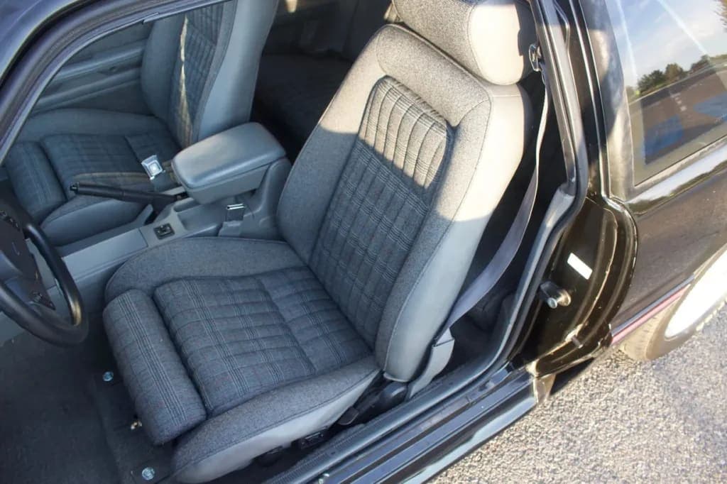 1989 Ford Mustang GT 5.0 Hatchback, view