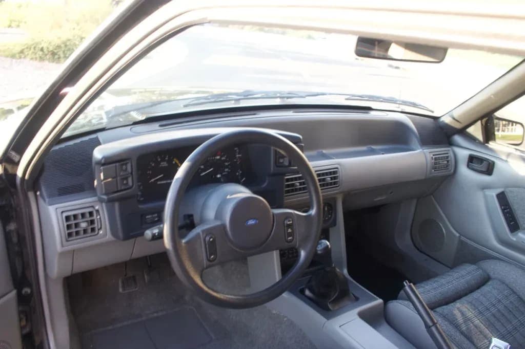1989 Ford Mustang GT 5.0 Hatchback, view