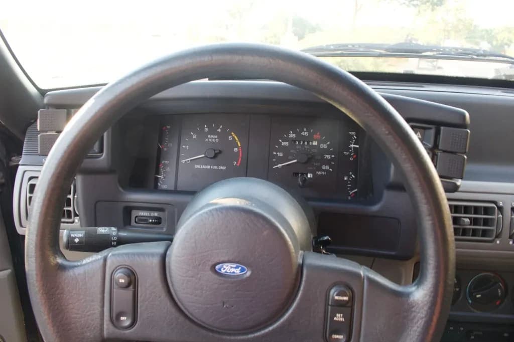 1989 Ford Mustang GT 5.0 Hatchback, view