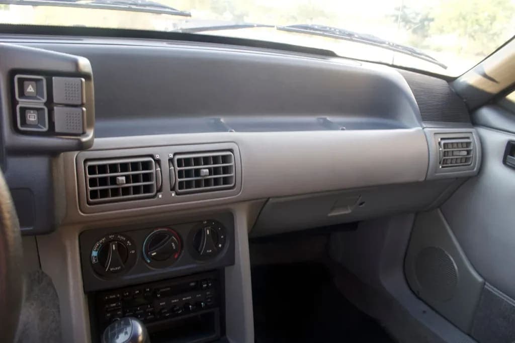 1989 Ford Mustang GT 5.0 Hatchback, view