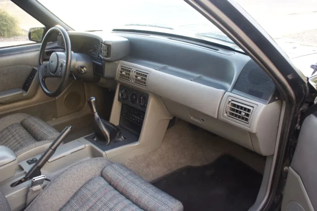 1989 Ford Mustang GT 5.0 Hatchback, view