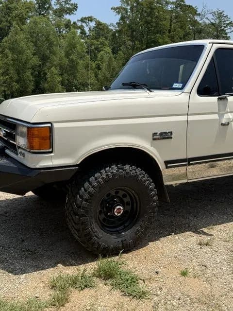 1991 Ford F-150 XLT Lariat, view