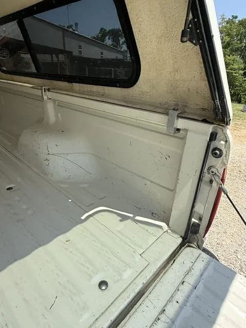 1991 Ford F-150 XLT Lariat, view