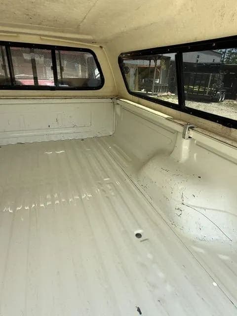 1991 Ford F-150 XLT Lariat, view