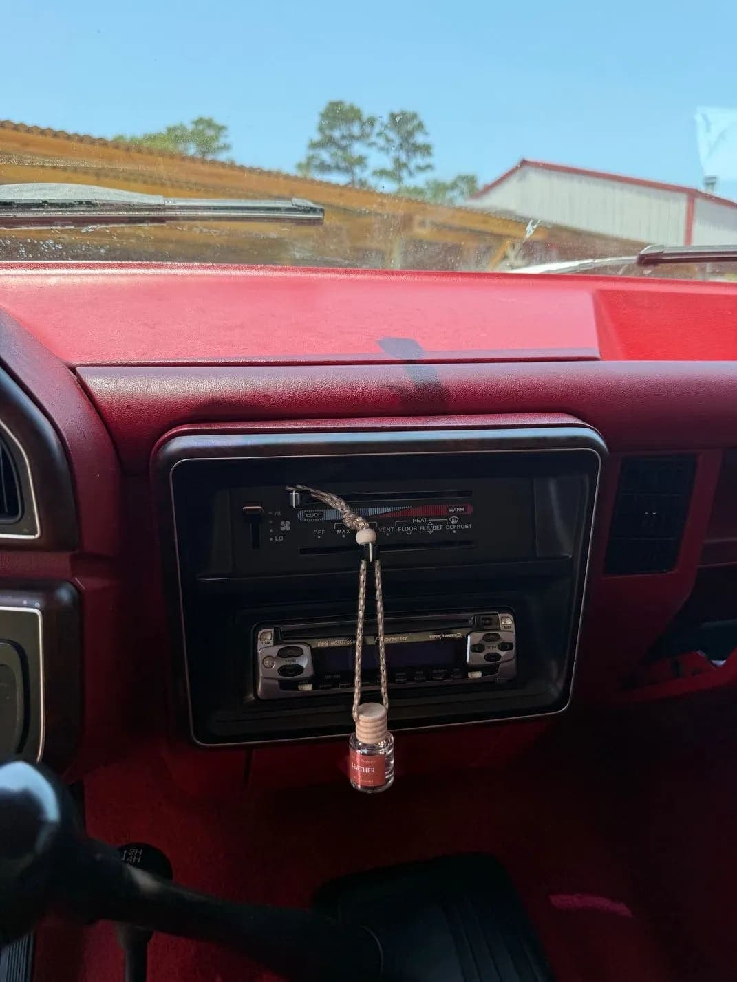 1991 Ford F-150 XLT Lariat, view
