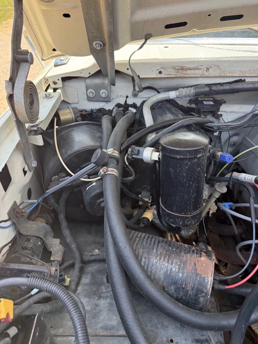 1991 Ford F-150 XLT Lariat, view