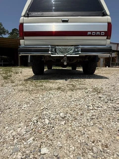 1991 Ford F-150 XLT Lariat, view