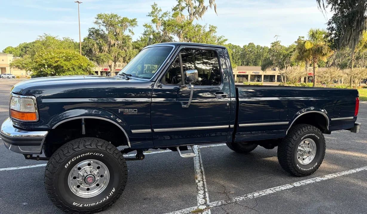 1993 Ford F-350 XLT video preview
