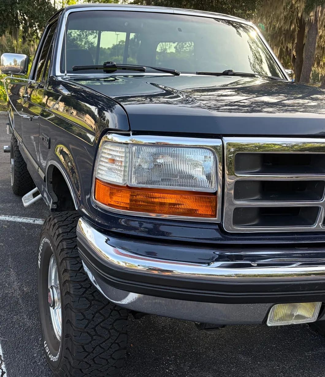 1993 Ford F-350 XLT, view
