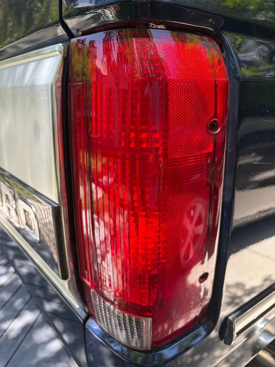 1993 Ford F-350 XLT, view