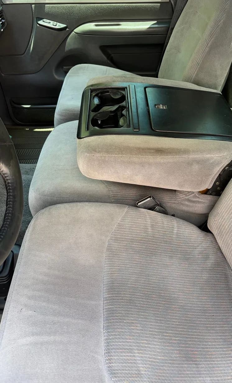 1993 Ford F-350 XLT, view