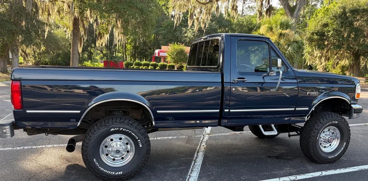 1993 Ford F-350 XLT, view