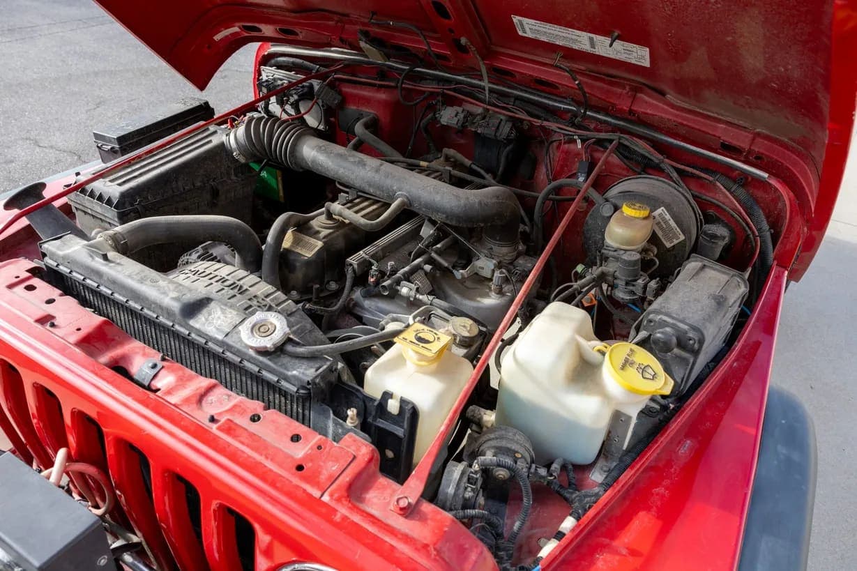 2000 Jeep Wrangler Sport 4.0, view
