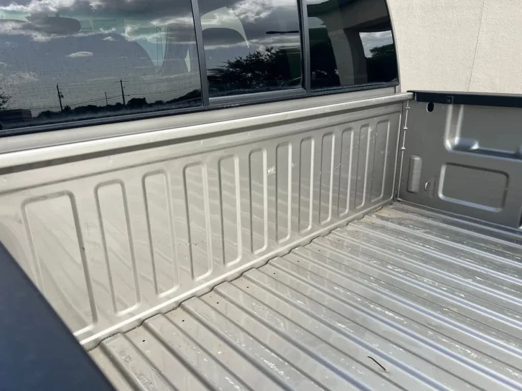 2001 GMC Sierra 2500HD SLE Extended, view