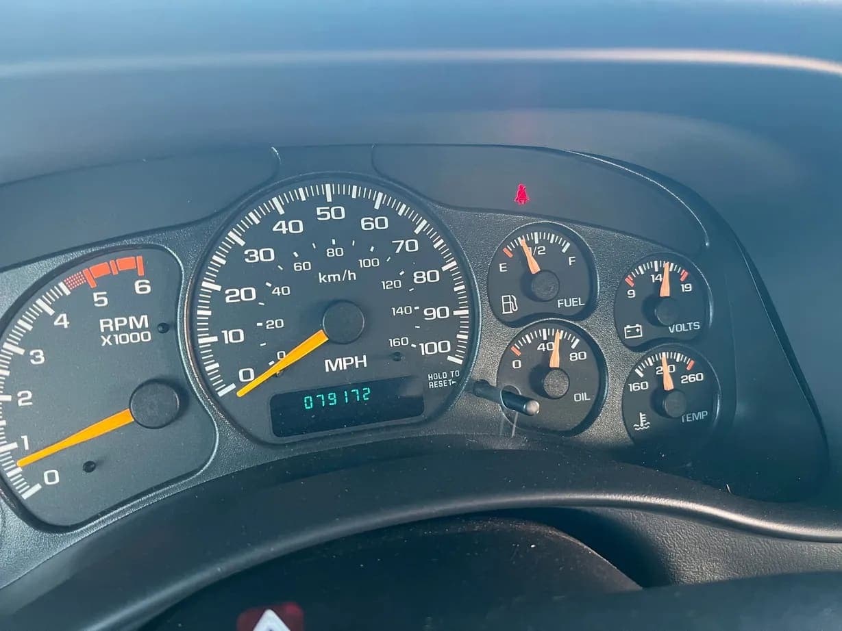 2001 GMC Sierra 2500HD SLE Extended, view