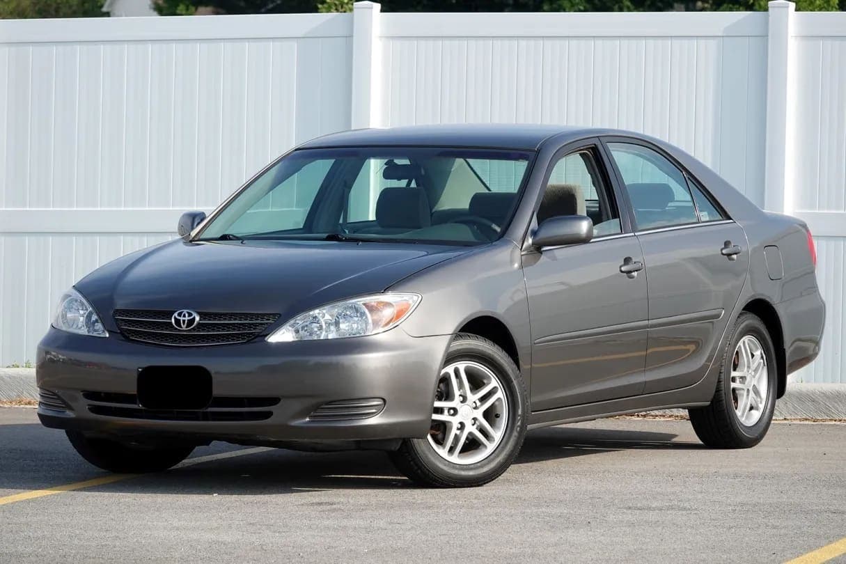 2002 Toyota Camry LE, view