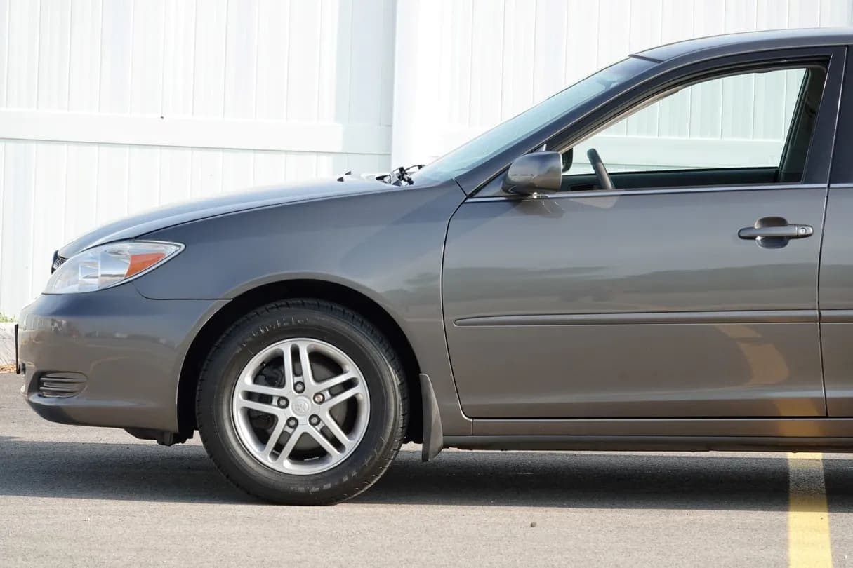 2002 Toyota Camry LE, view