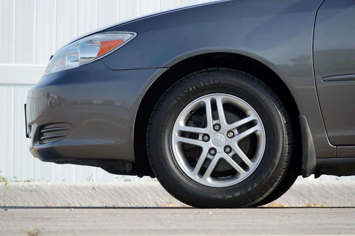 2002 Toyota Camry LE, view