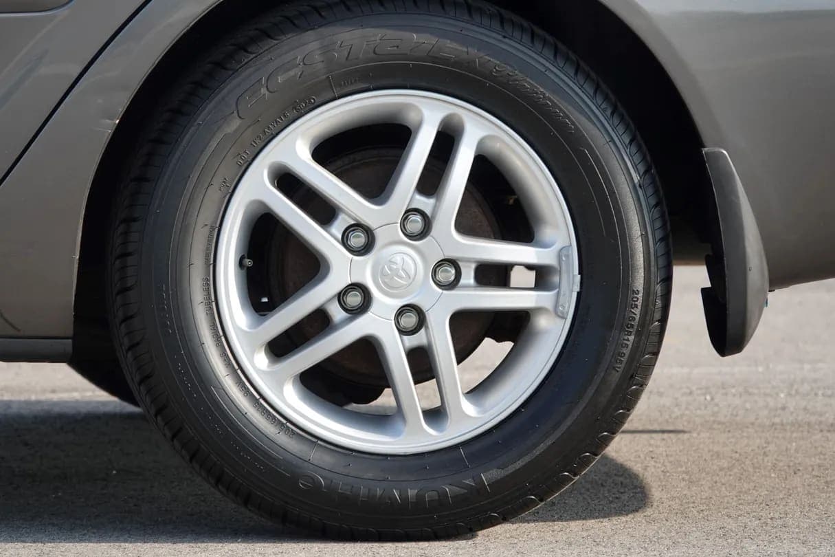 2002 Toyota Camry LE, view