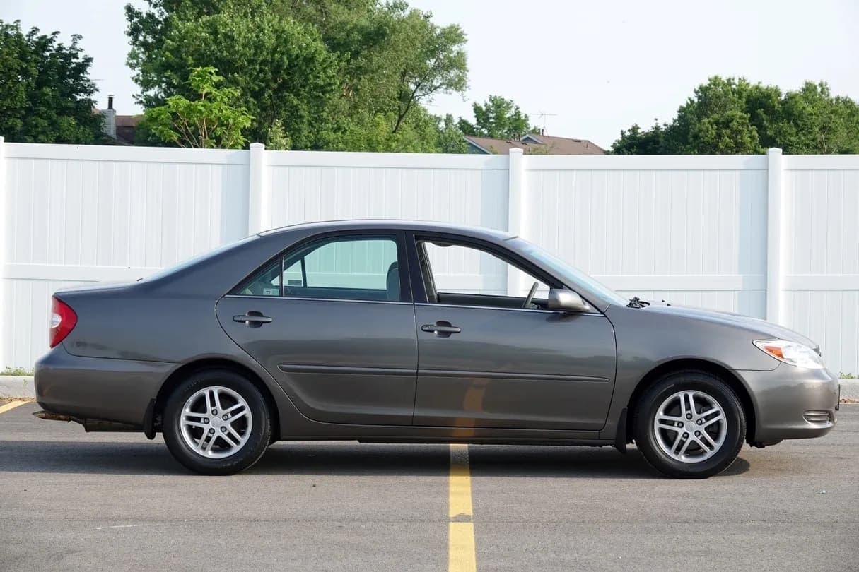 2002 Toyota Camry LE, view