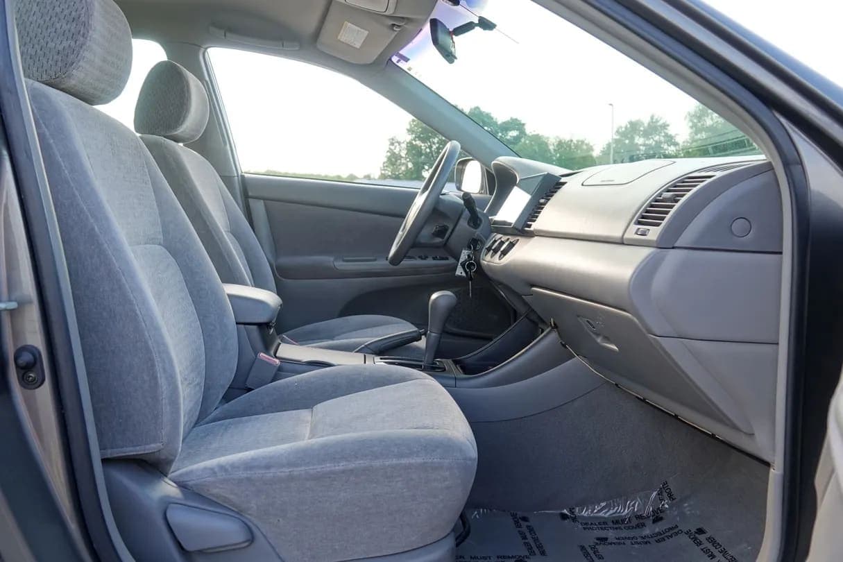 2002 Toyota Camry LE, view