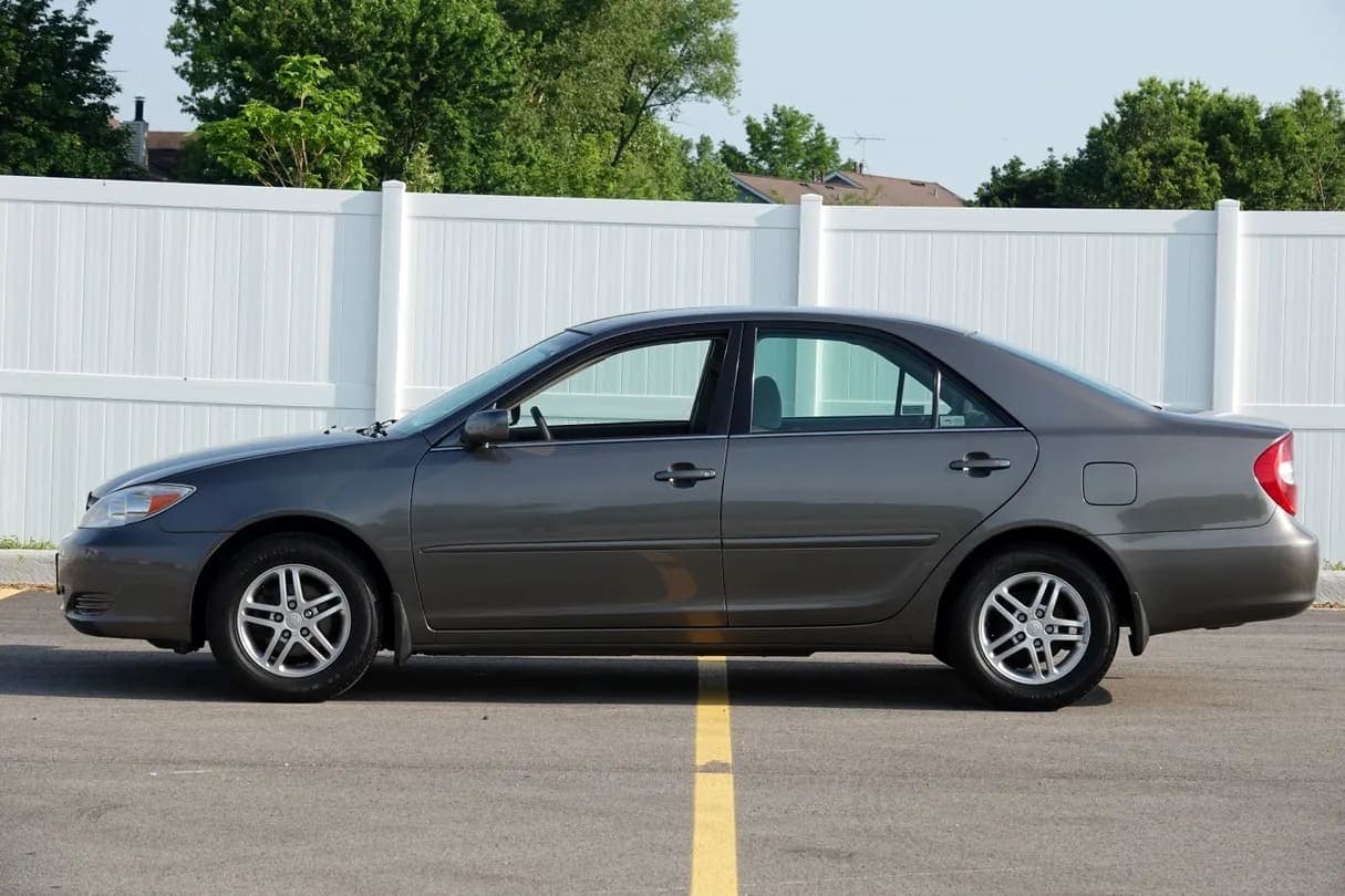 2002 Toyota Camry LE, view
