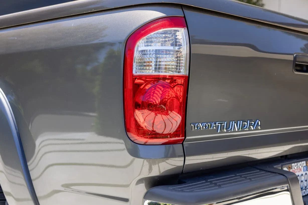 2006 Toyota Tundra SR5 Double Cab V8, view