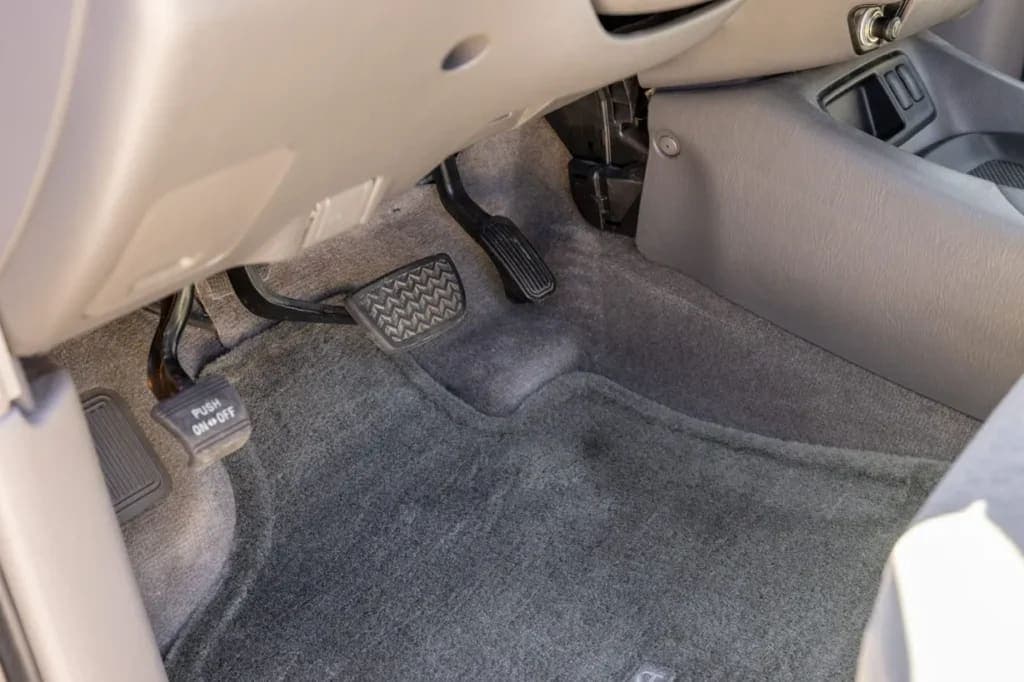 2006 Toyota Tundra SR5 Double Cab V8, view