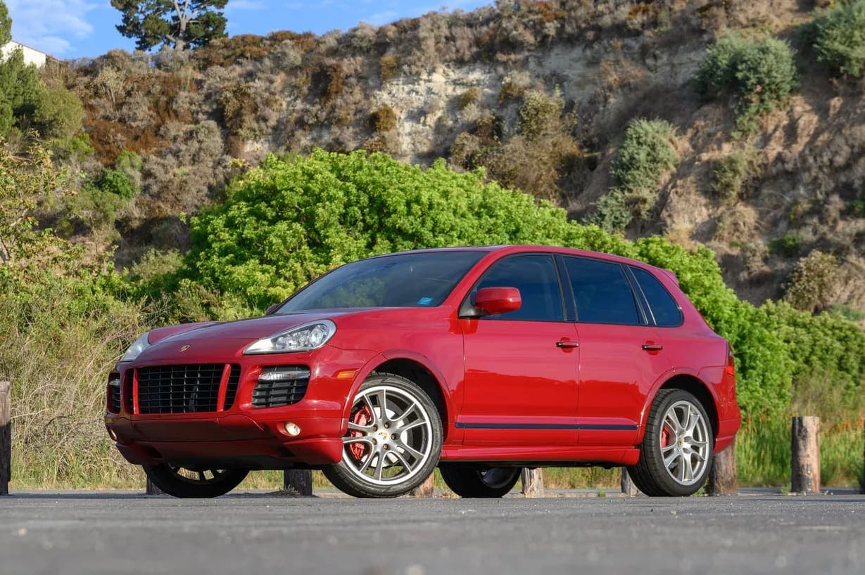 2008 Porsche Cayenne GTS exterior