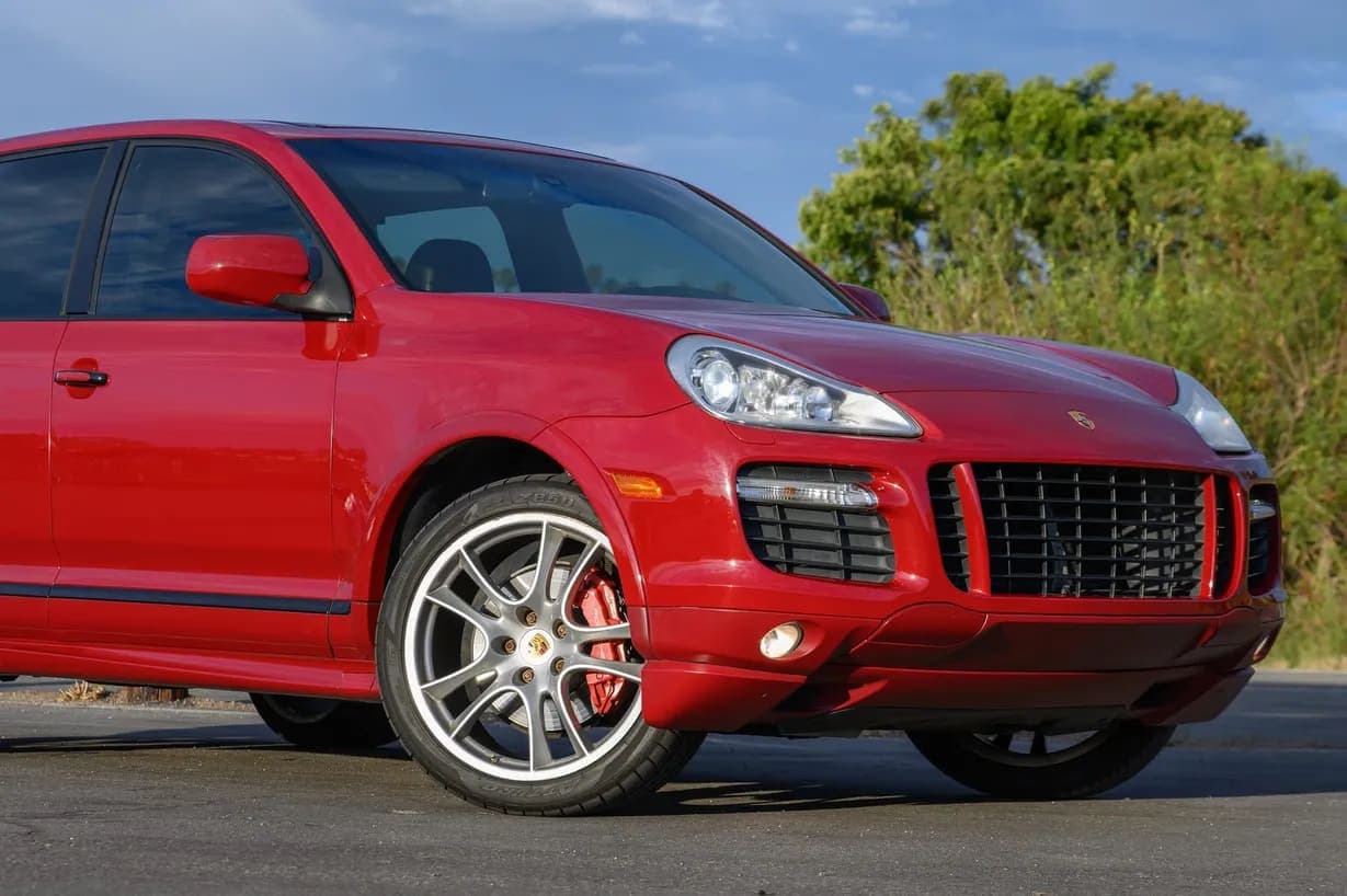2008 Porsche Cayenne GTS, view