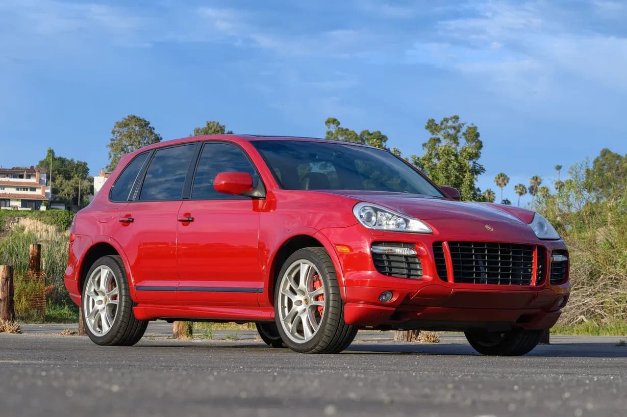 2008 Porsche Cayenne GTS, view