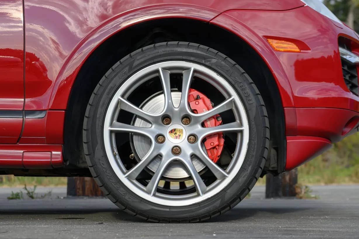 2008 Porsche Cayenne GTS, view