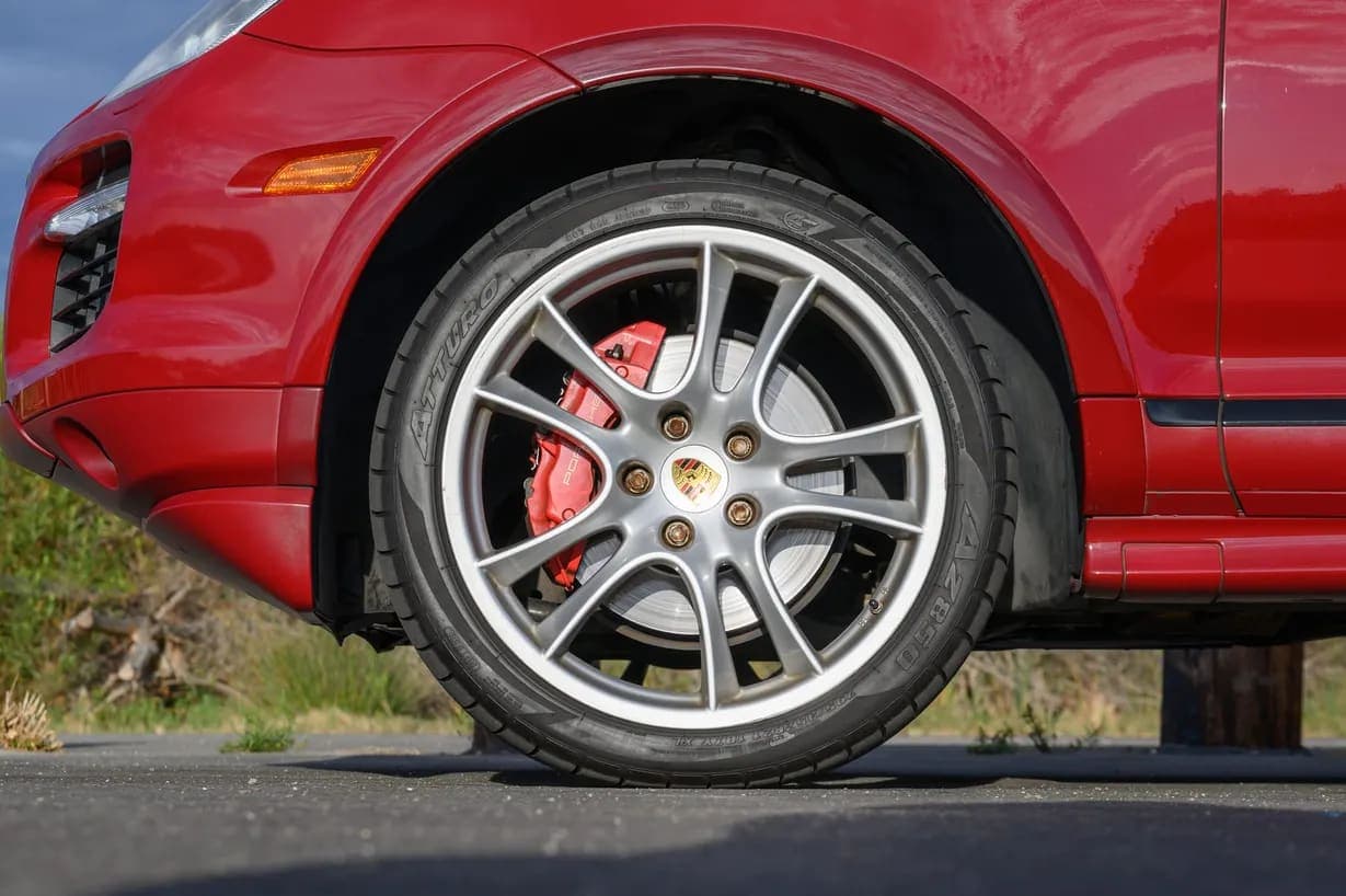 2008 Porsche Cayenne GTS, view