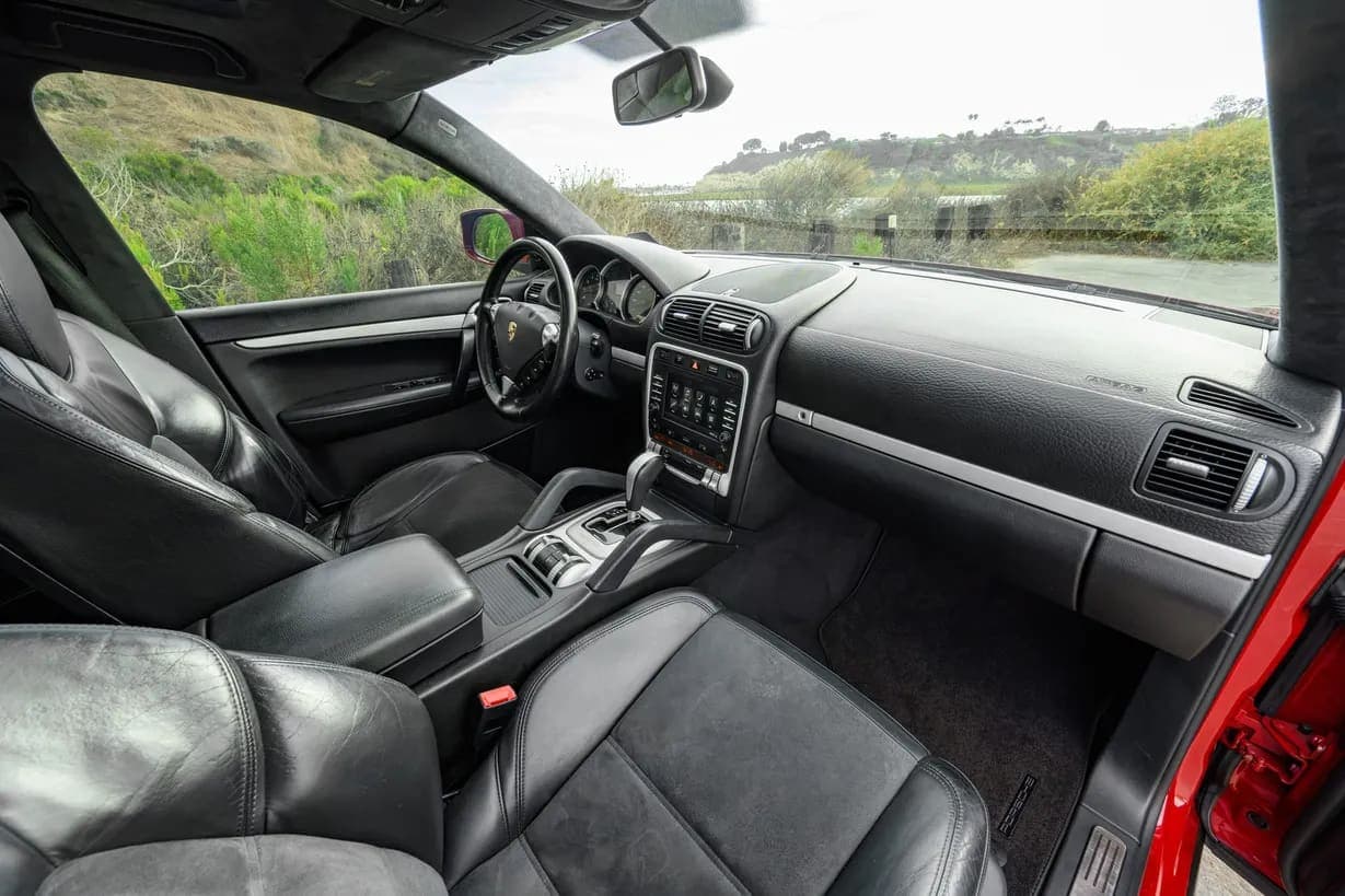 2008 Porsche Cayenne GTS, view