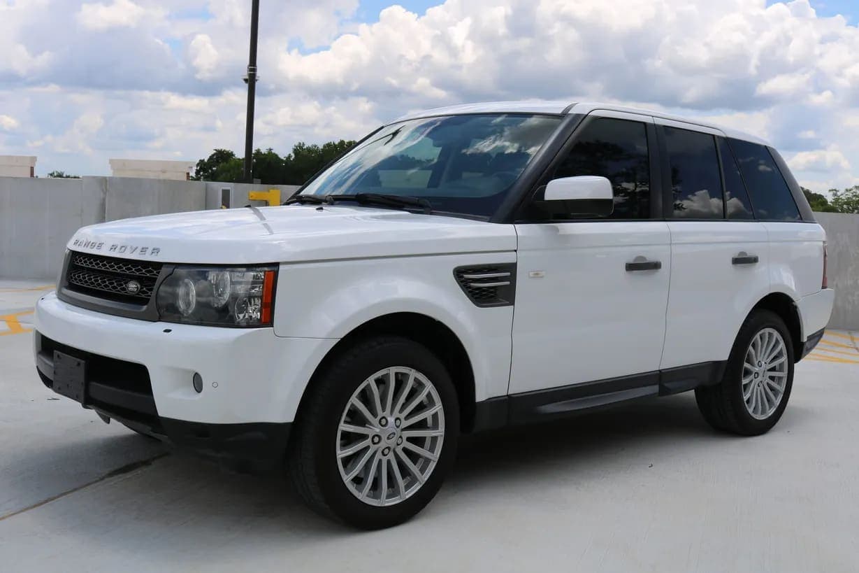 2011 Land Rover Range Rover Sport HSE exterior