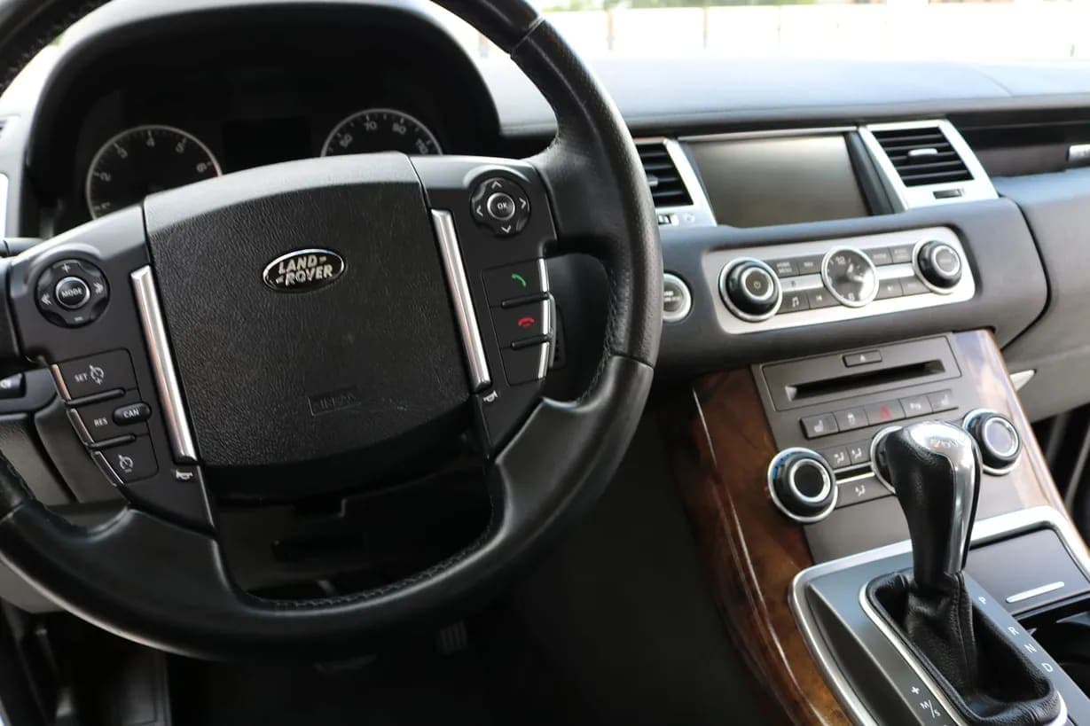 2011 Land Rover Range Rover Sport HSE, view