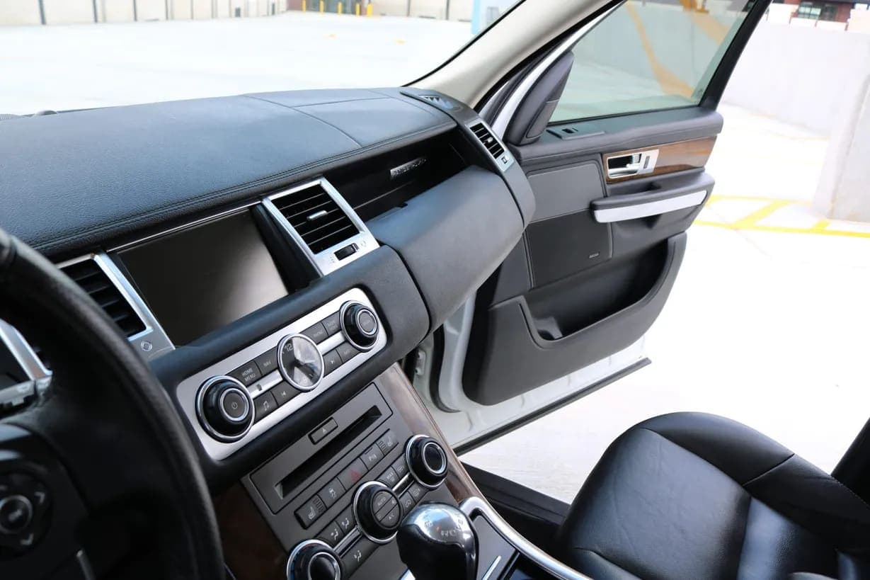 2011 Land Rover Range Rover Sport HSE, view