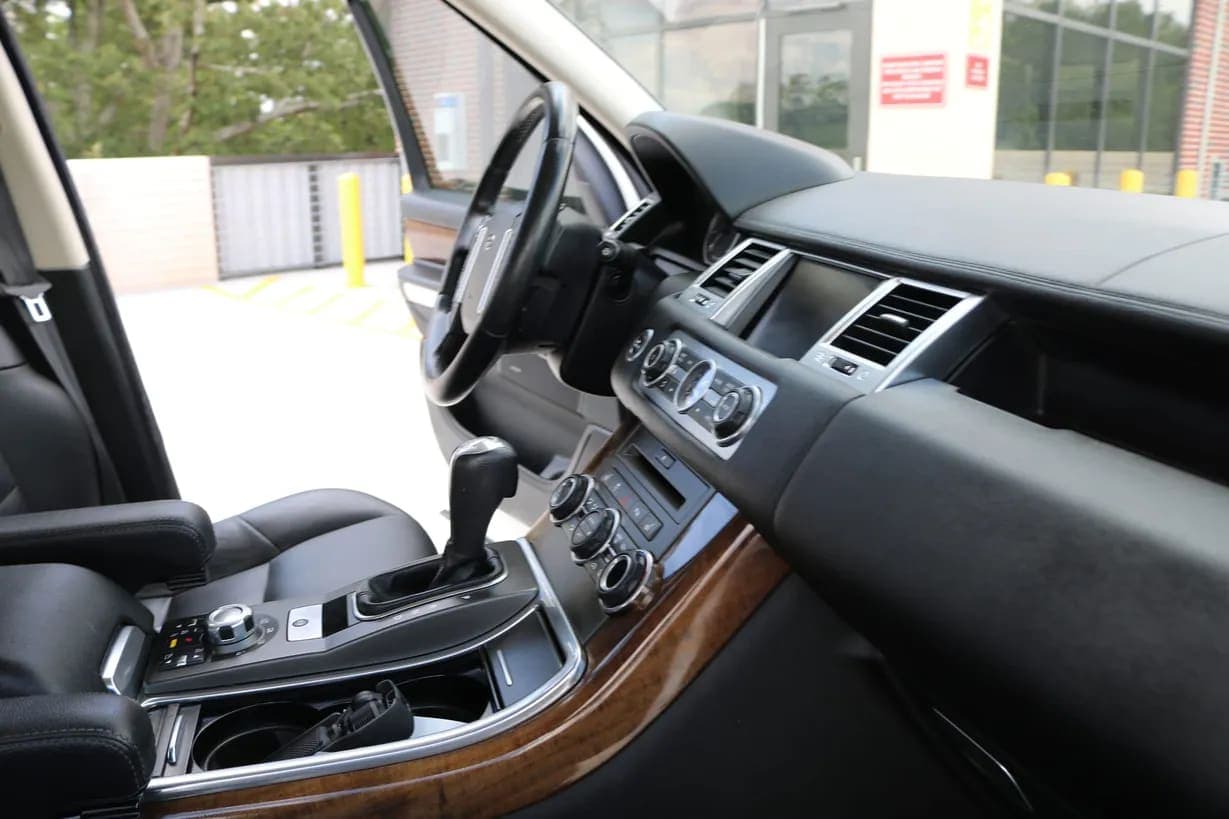 2011 Land Rover Range Rover Sport HSE, view