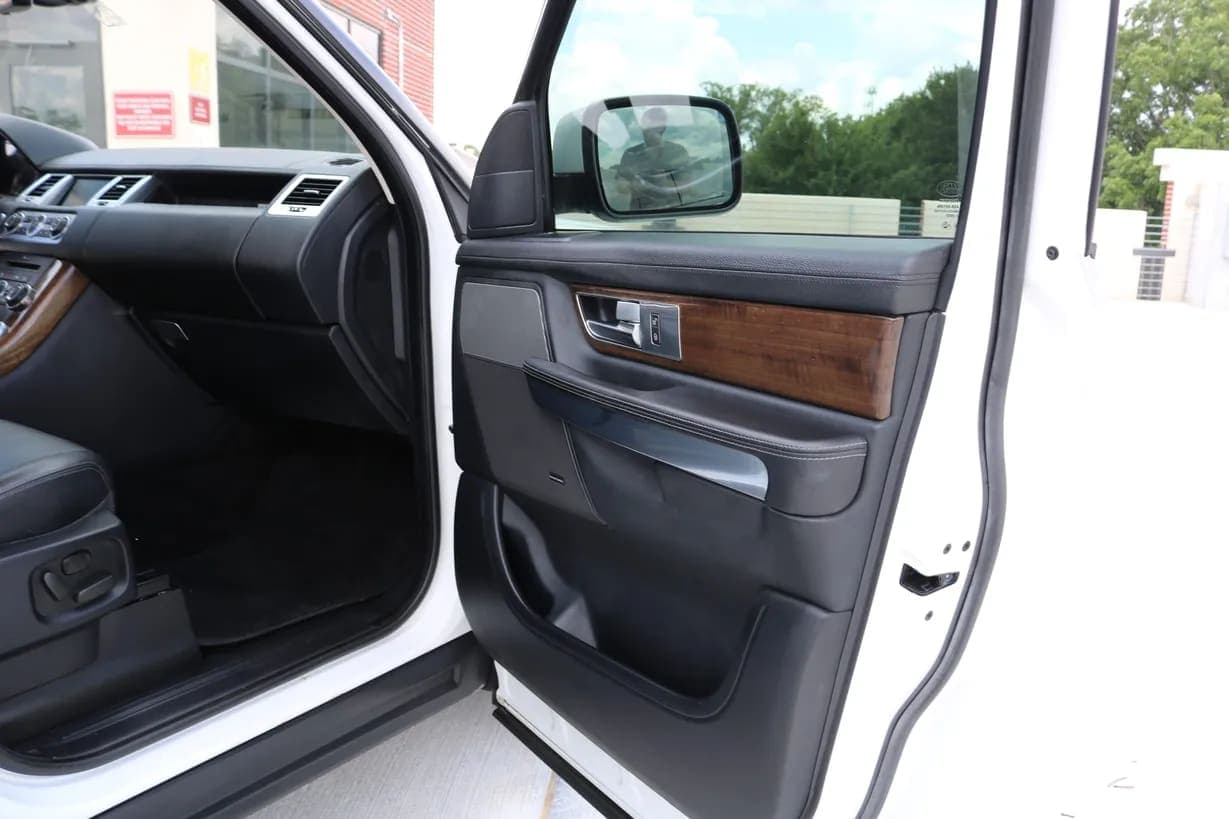 2011 Land Rover Range Rover Sport HSE, view