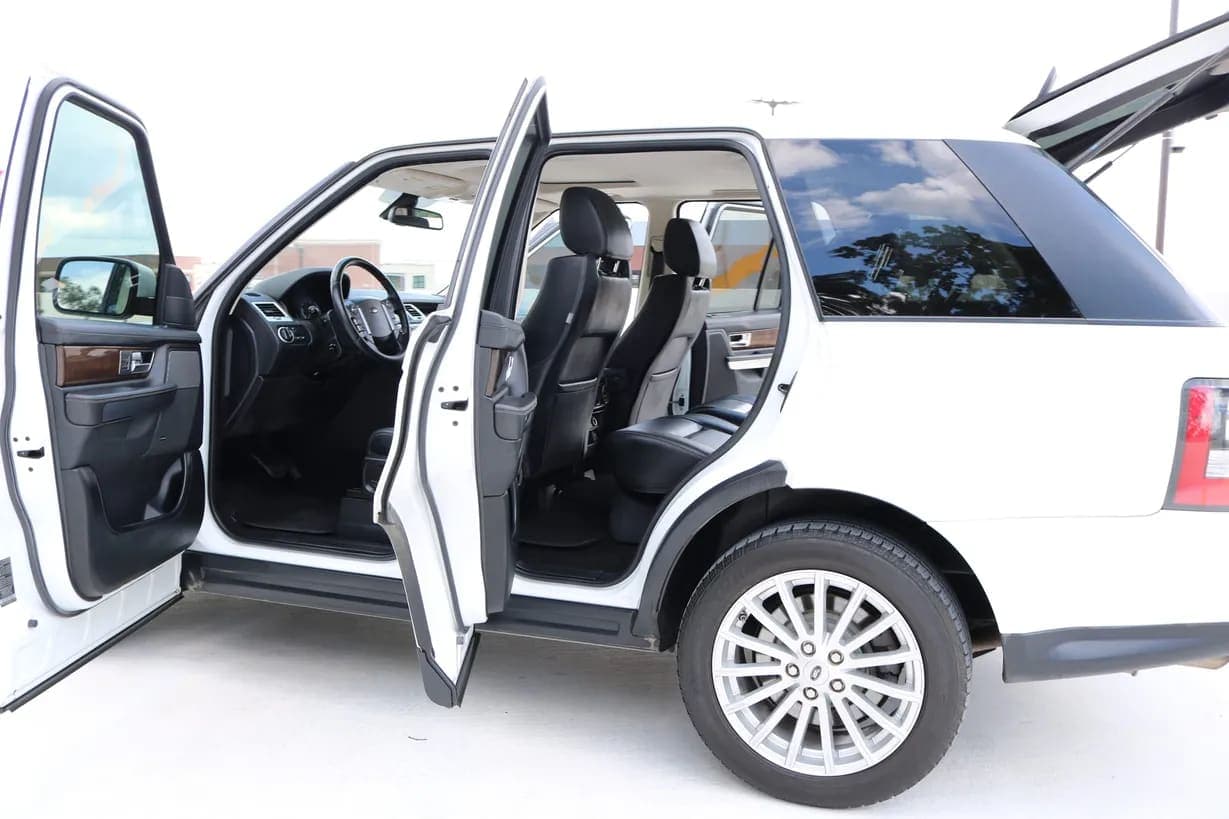2011 Land Rover Range Rover Sport HSE, view