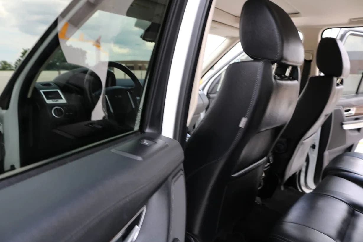 2011 Land Rover Range Rover Sport HSE, view