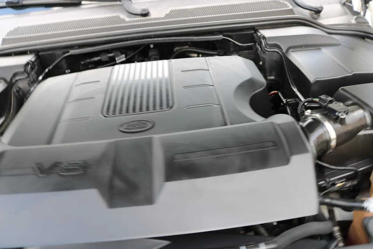2011 Land Rover Range Rover Sport HSE, view