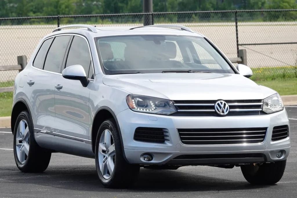2014 Volkswagen Touareg Lux TDI, view