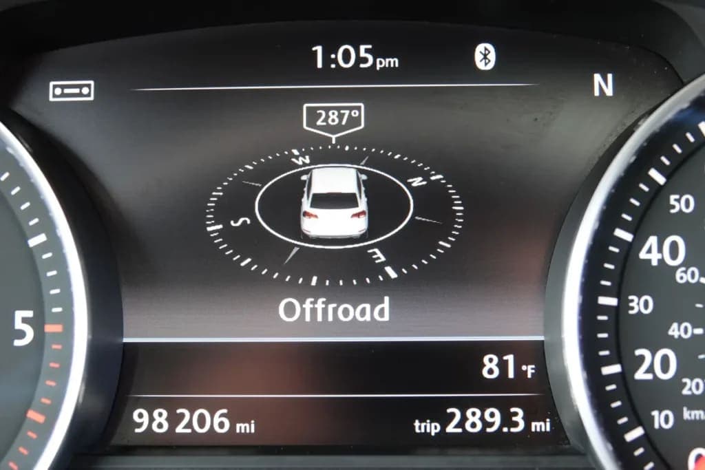 2014 Volkswagen Touareg Lux TDI, view