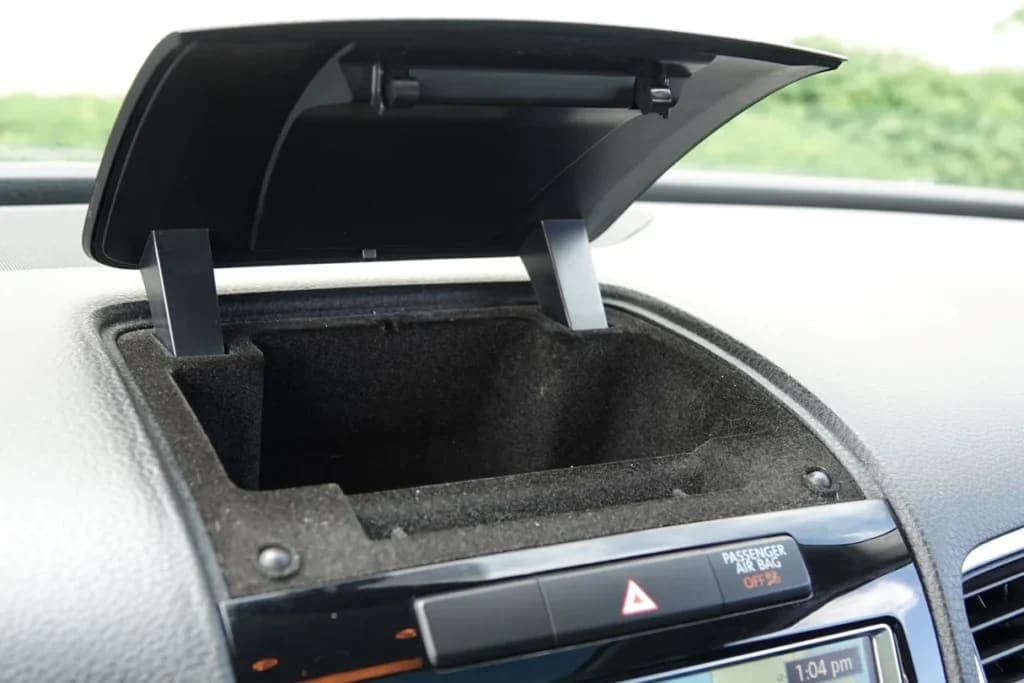 2014 Volkswagen Touareg Lux TDI, view