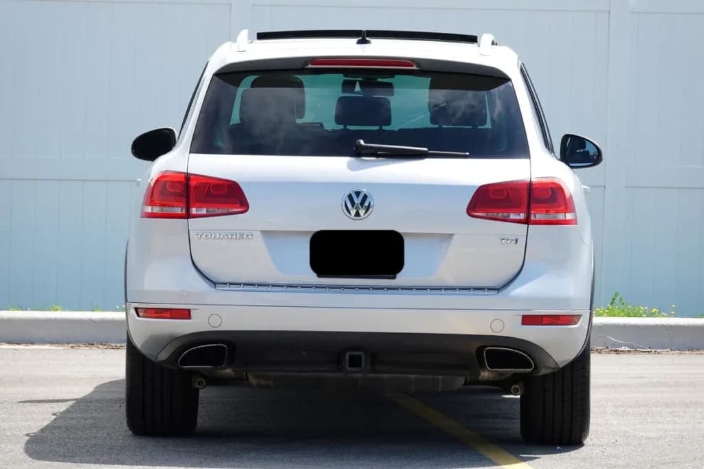 2014 Volkswagen Touareg Lux TDI, view