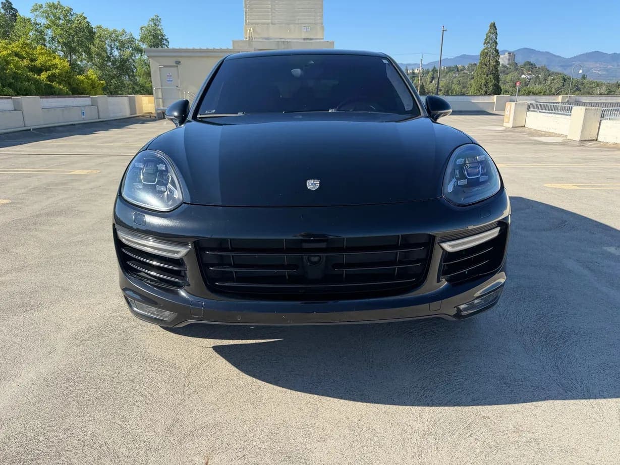 2016 Porsche Cayenne Turbo S, view